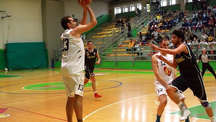 Debutto amaro per l’Io Master, Murano espugna in volata il Palavenale